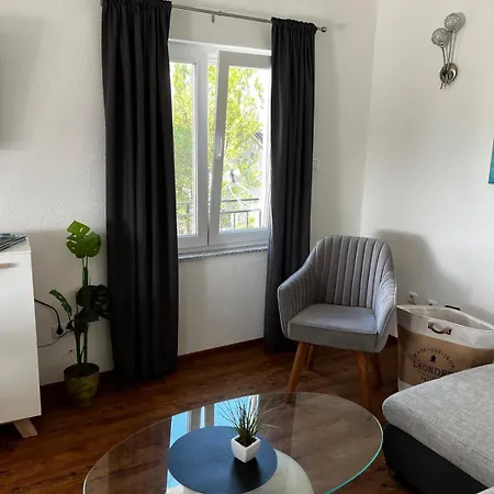 Vanja Apartment *